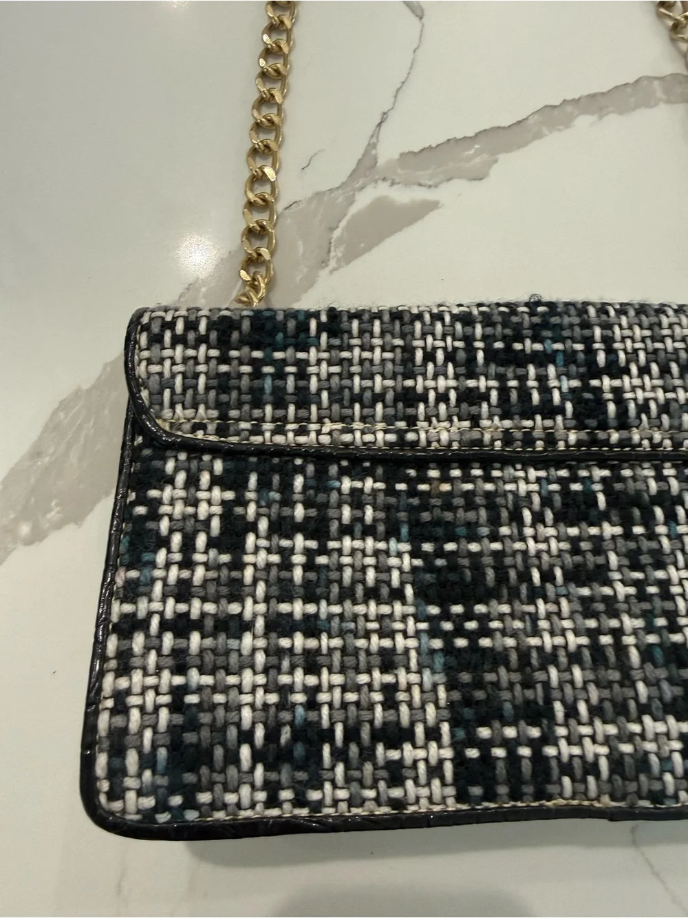 Liz Claiborne Black and White Tweed Shoulder Bag with Gold Chain